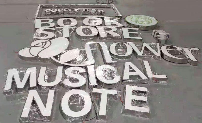 山東濟(jì)南夜景照明工程,樓體樓宇亮化工程,LED發(fā)光標(biāo)識(shí)工程,夜景景觀照明工程,夜景泛光照明,LED照明,LED發(fā)光字工程,亮化工程,LED外露發(fā)光字 thumb_5ddb69ea69215_bateditor.jpg