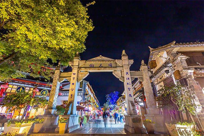 山東濟(jì)南夜景照明工程,樓體樓宇亮化工程,LED發(fā)光標(biāo)識工程,夜景景觀照明工程,夜景泛光照明,LED照明,LED發(fā)光字工程,亮化工程,LED外露發(fā)光字 山東濟(jì)南夜景照明工程,樓體樓宇亮化工程,LED發(fā)光標(biāo)識工程,夜景景觀照明工程,夜景泛光照明,LED照明,LED發(fā)光字工程,亮化工程,LED外露發(fā)光字